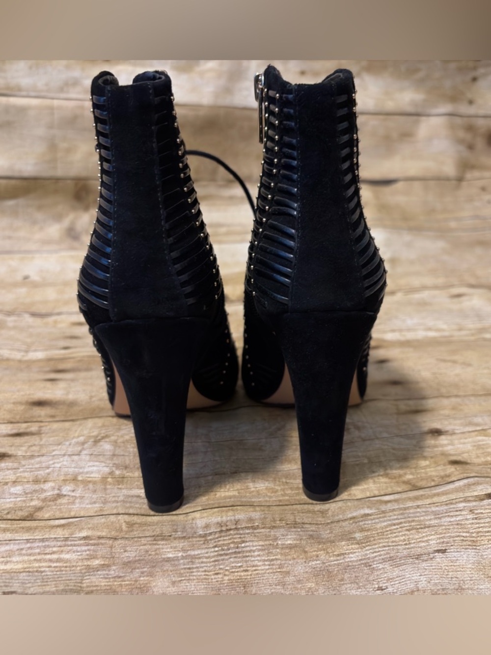 Vince Camuto Megara Bootie - Size 8.5 - Picture 4 of 6